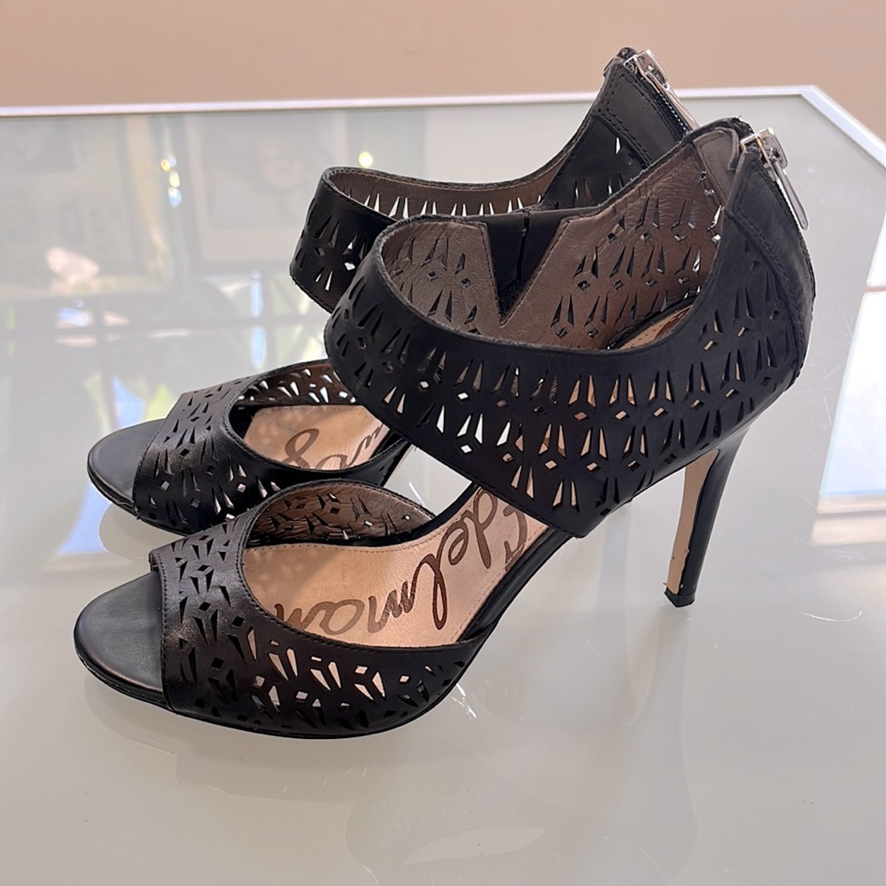 Sam Edelman “Alva” black leather open toe 4.25” heel